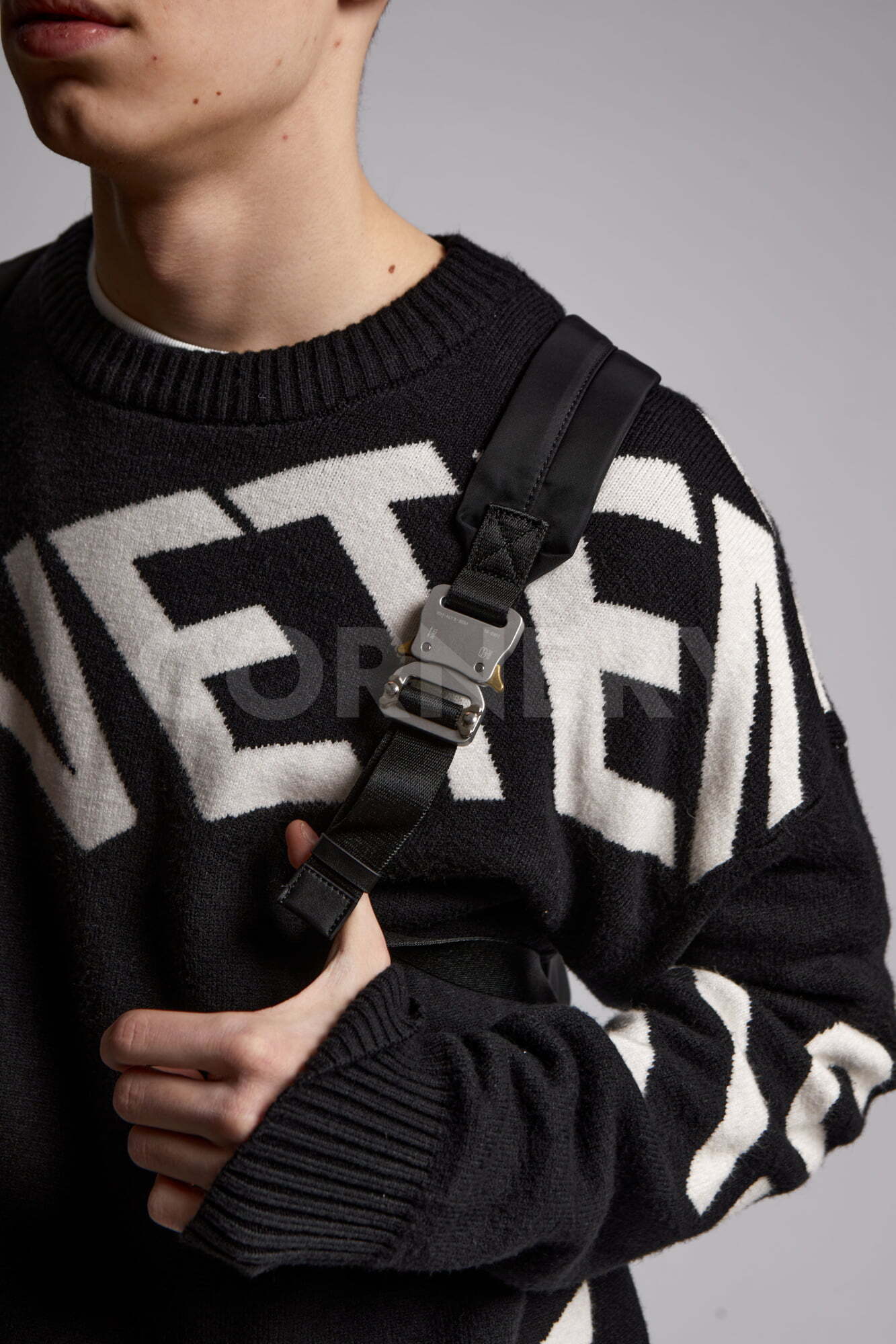 Свитер Vetements — фото 4