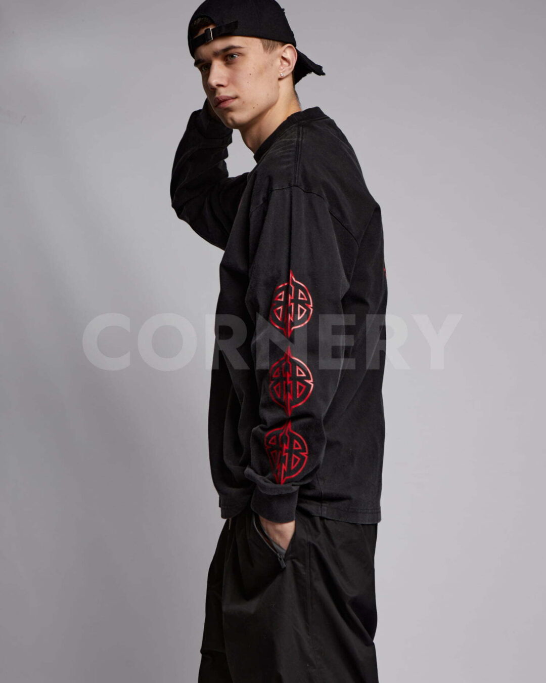 Кофта Balenciaga — изображение 5