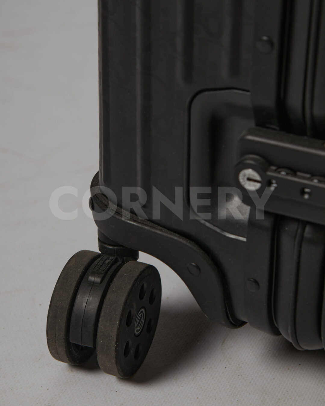 Чемодан Dior — изображение 7