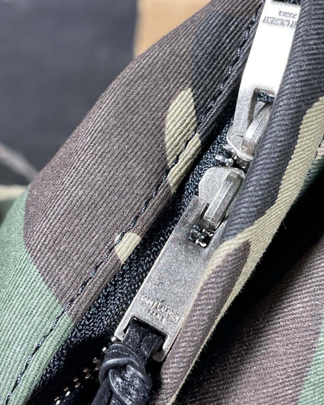 Рюкзак Yves Saint Laurent — изображение 6