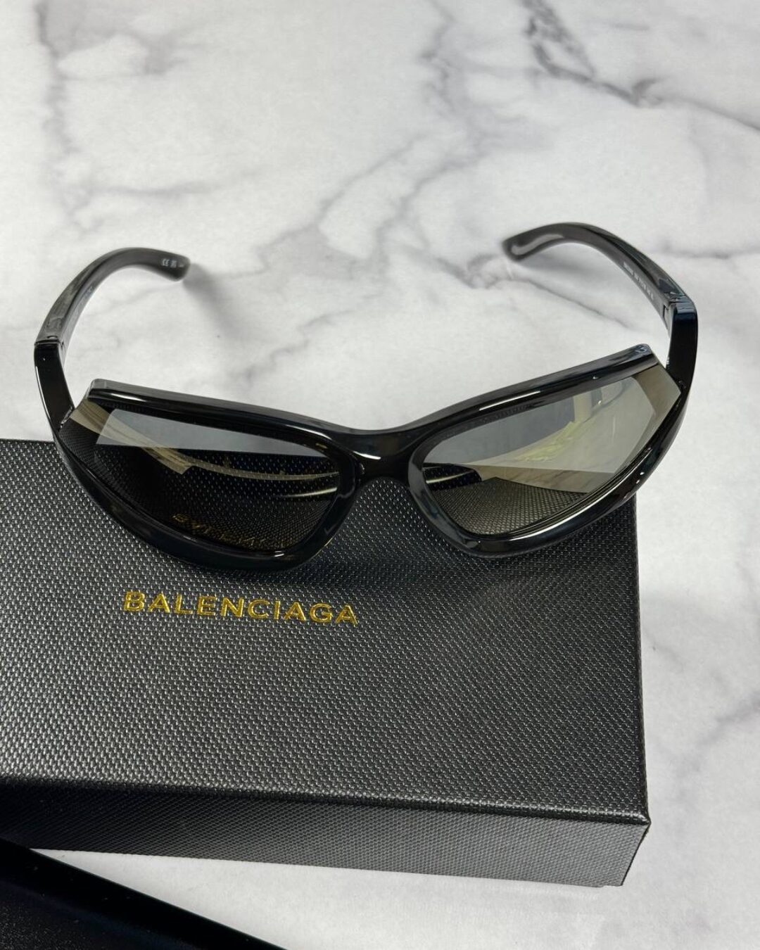 Очки Balenciaga — изображение 3