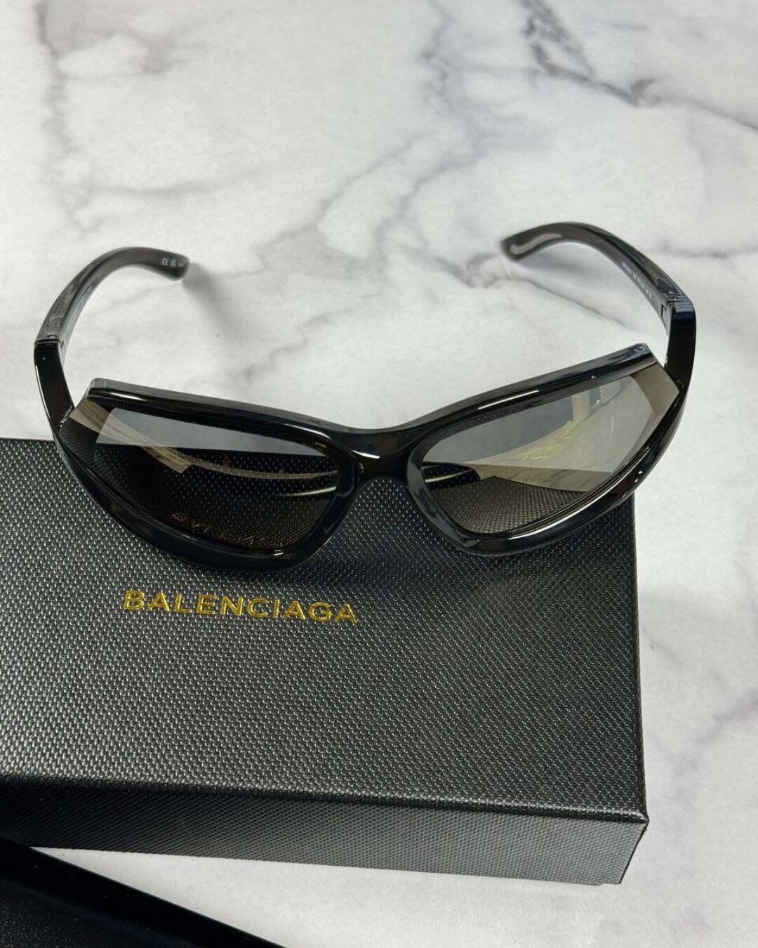 Очки Balenciaga — изображение 3