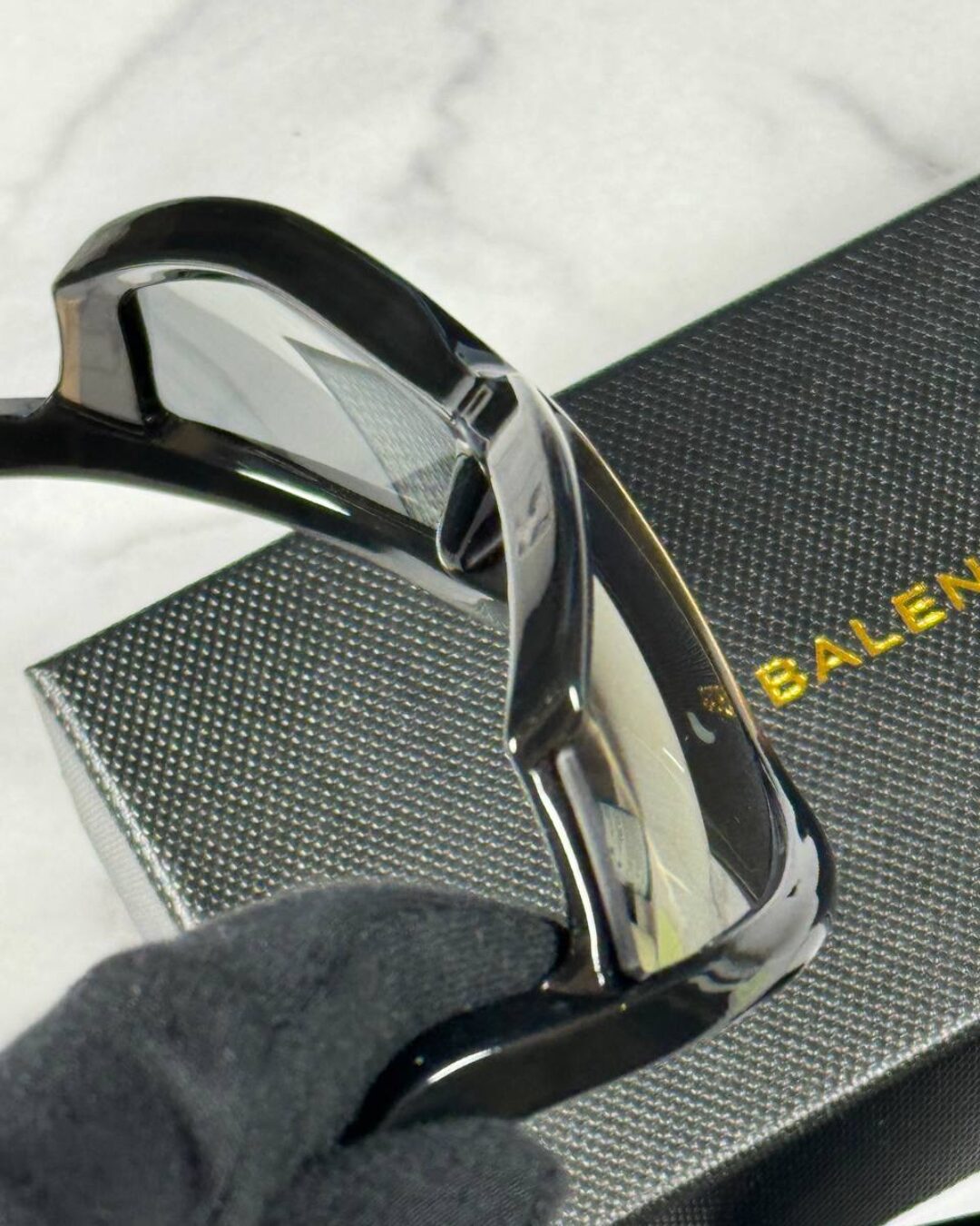 Очки Balenciaga — изображение 6