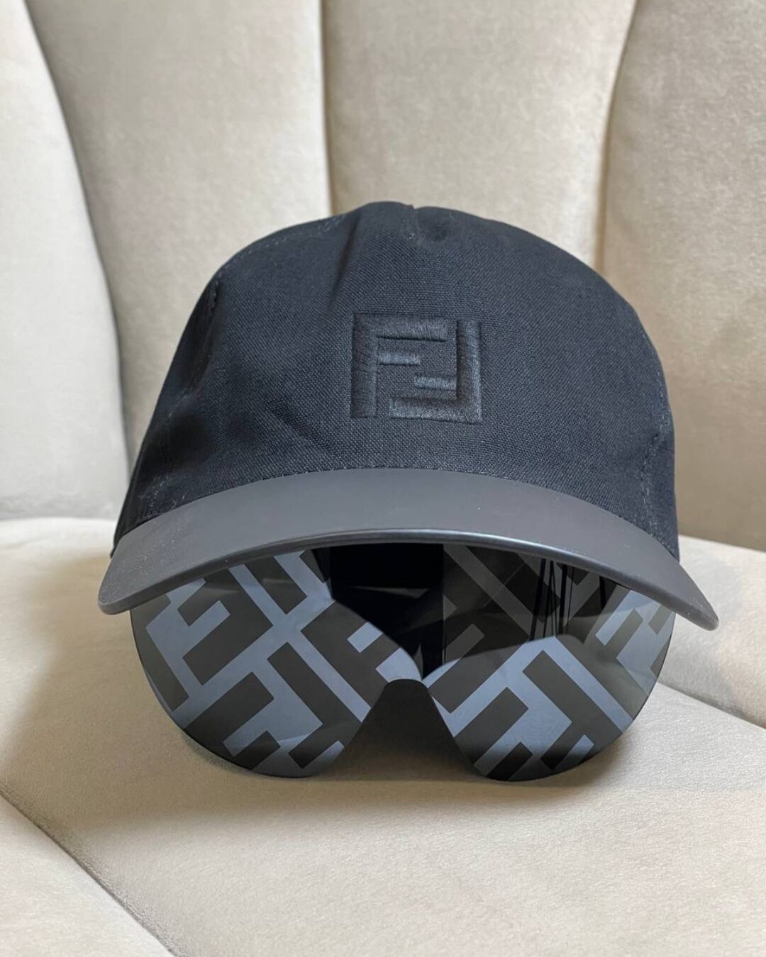 Кепка Fendi — изображение 2