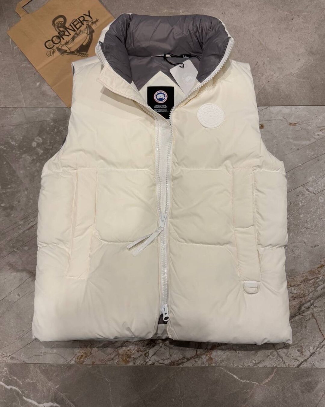 Жилет Canada Goose — изображение 5