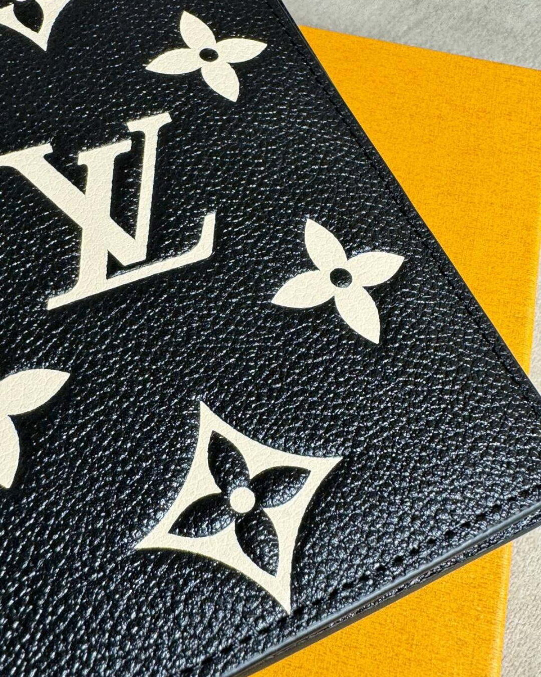 Обложка для паспорта Louis Vuitton (Premium) — изображение 5