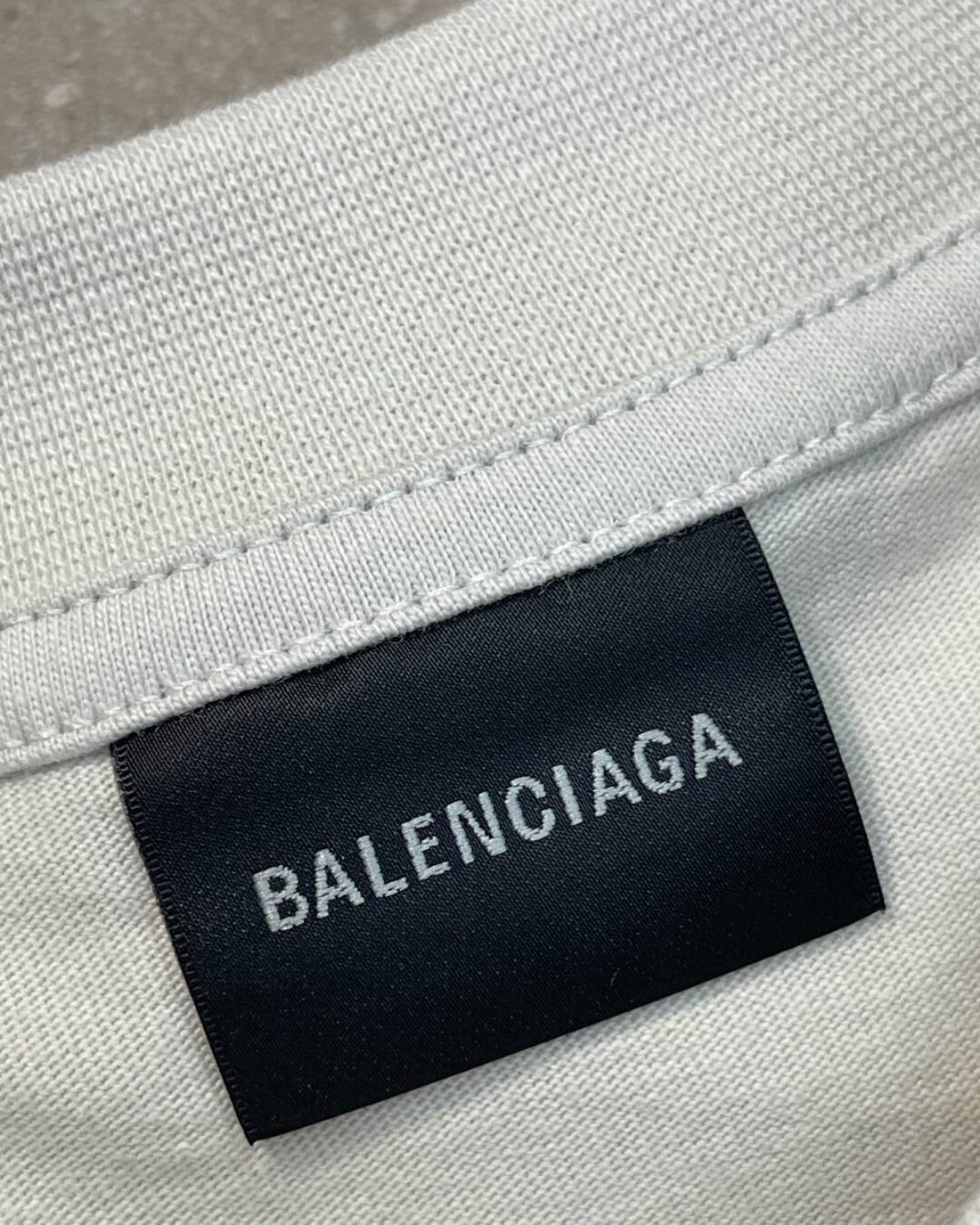 Футболка Balenciaga — изображение 7