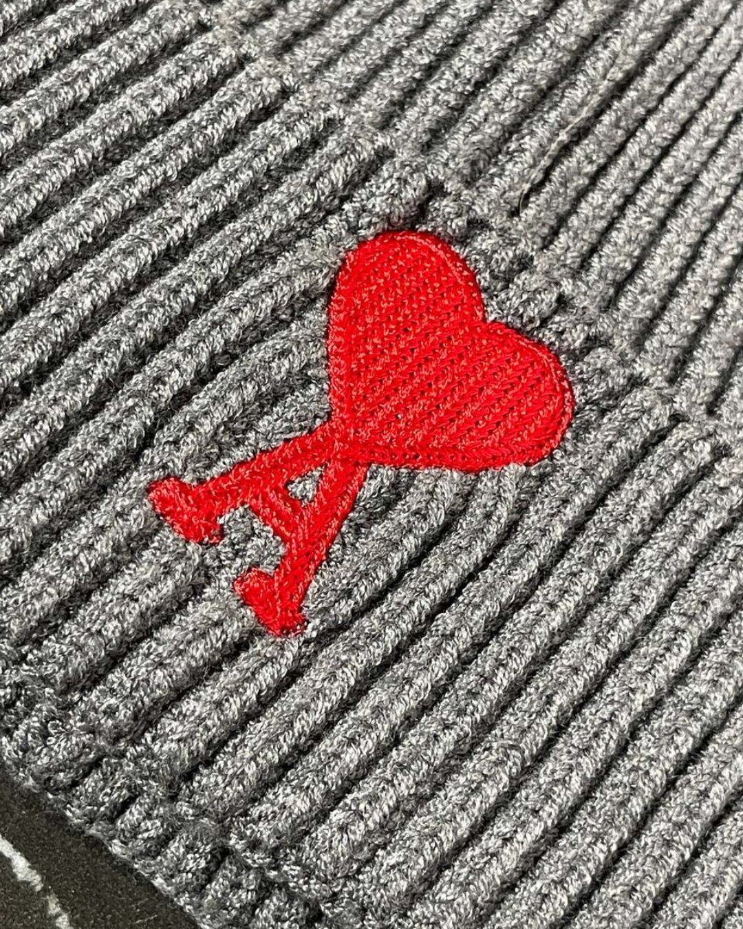 Шапка Ami — изображение 2