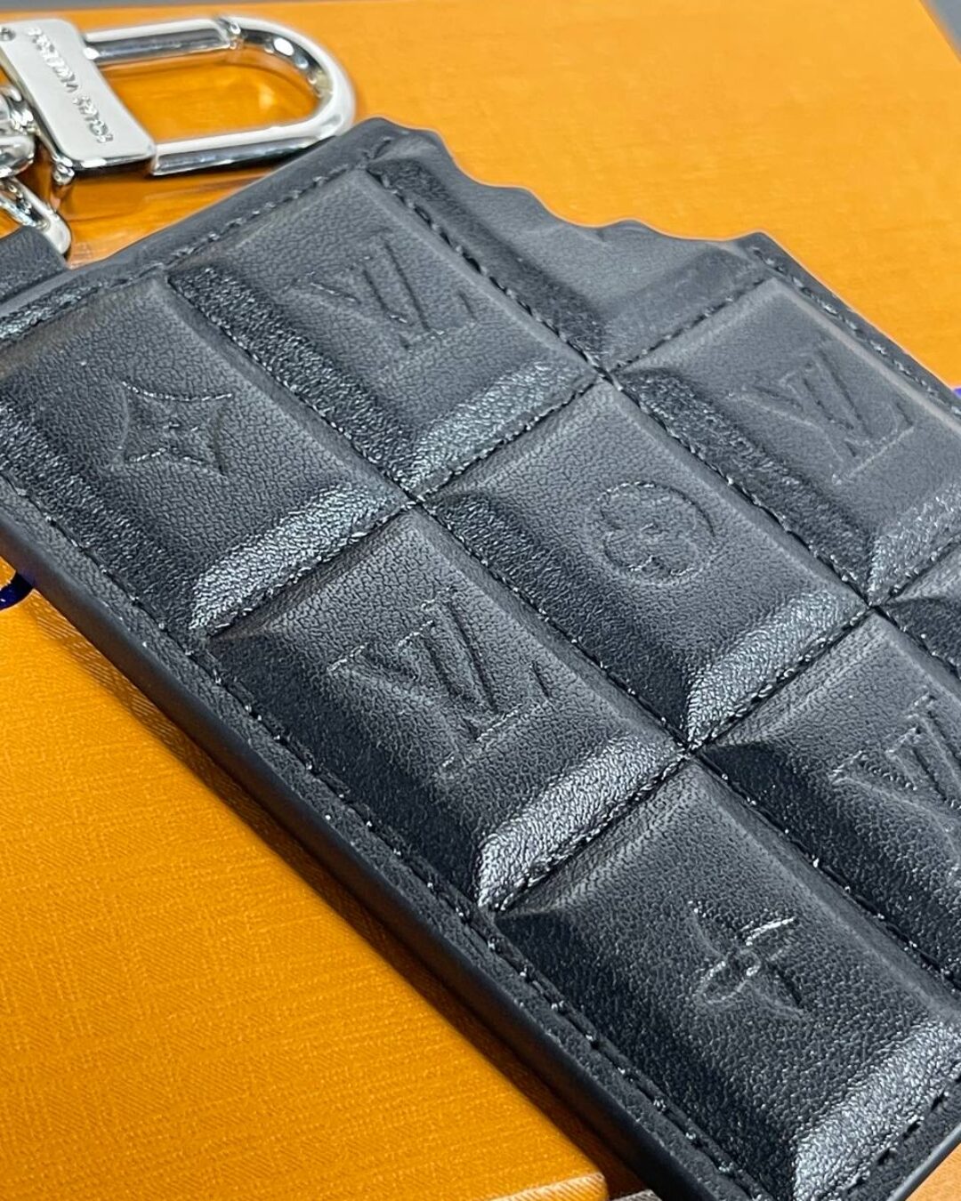 Брелок Louis Vuitton — изображение 8