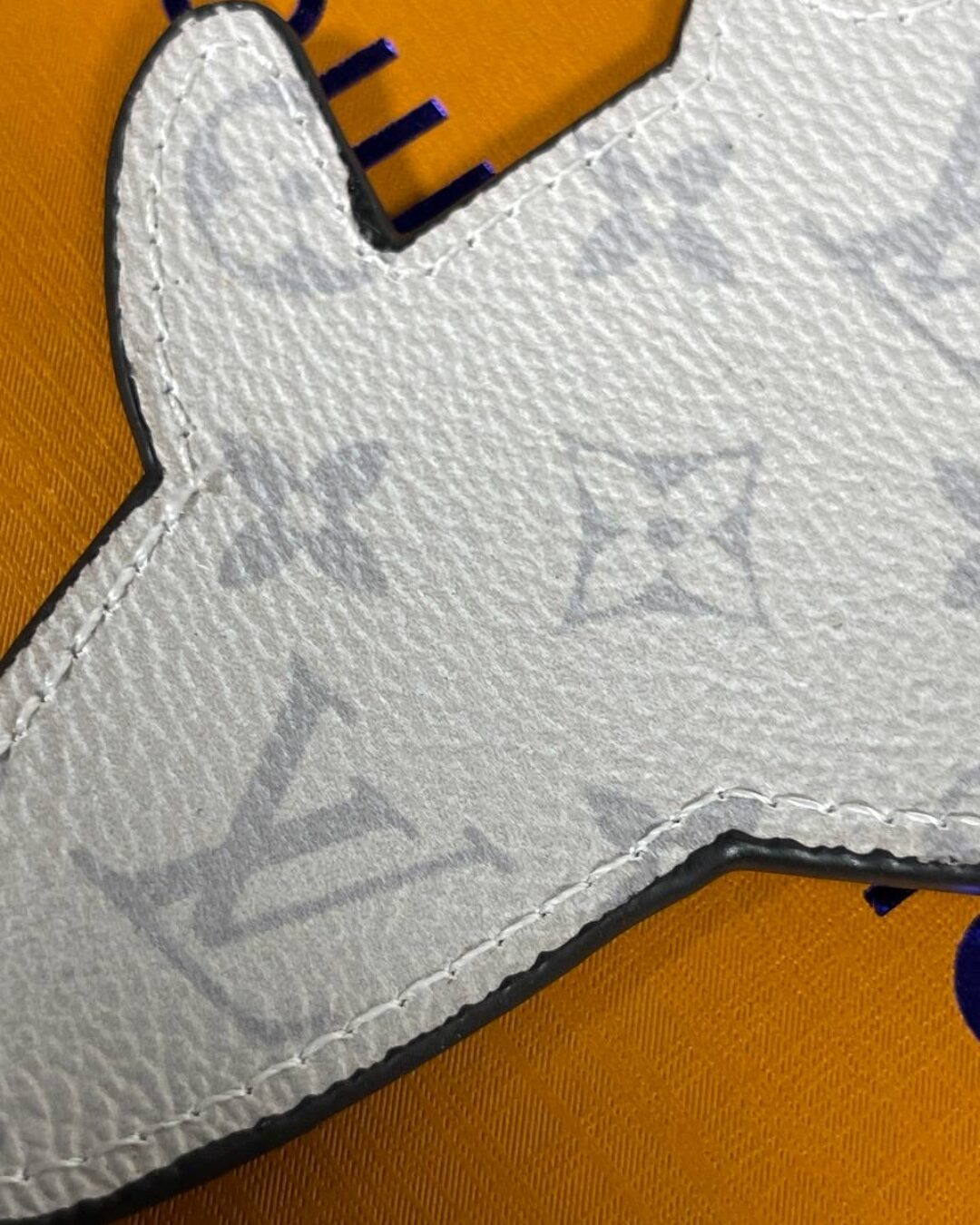 Брелок Louis Vuitton — изображение 6