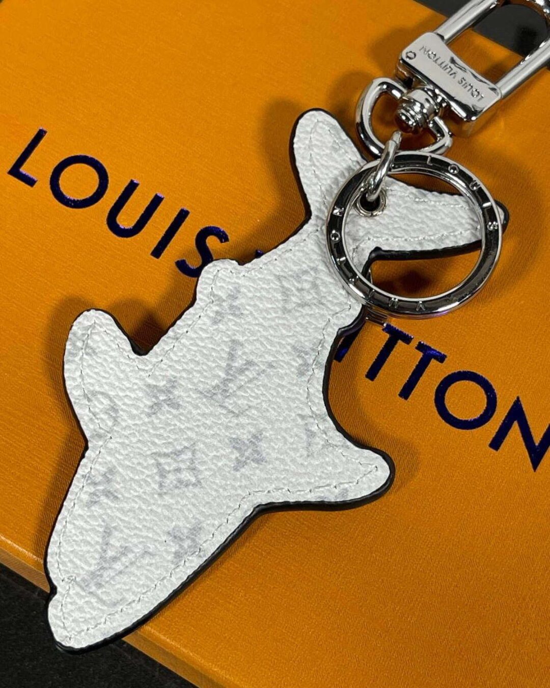 Брелок Louis Vuitton — изображение 4