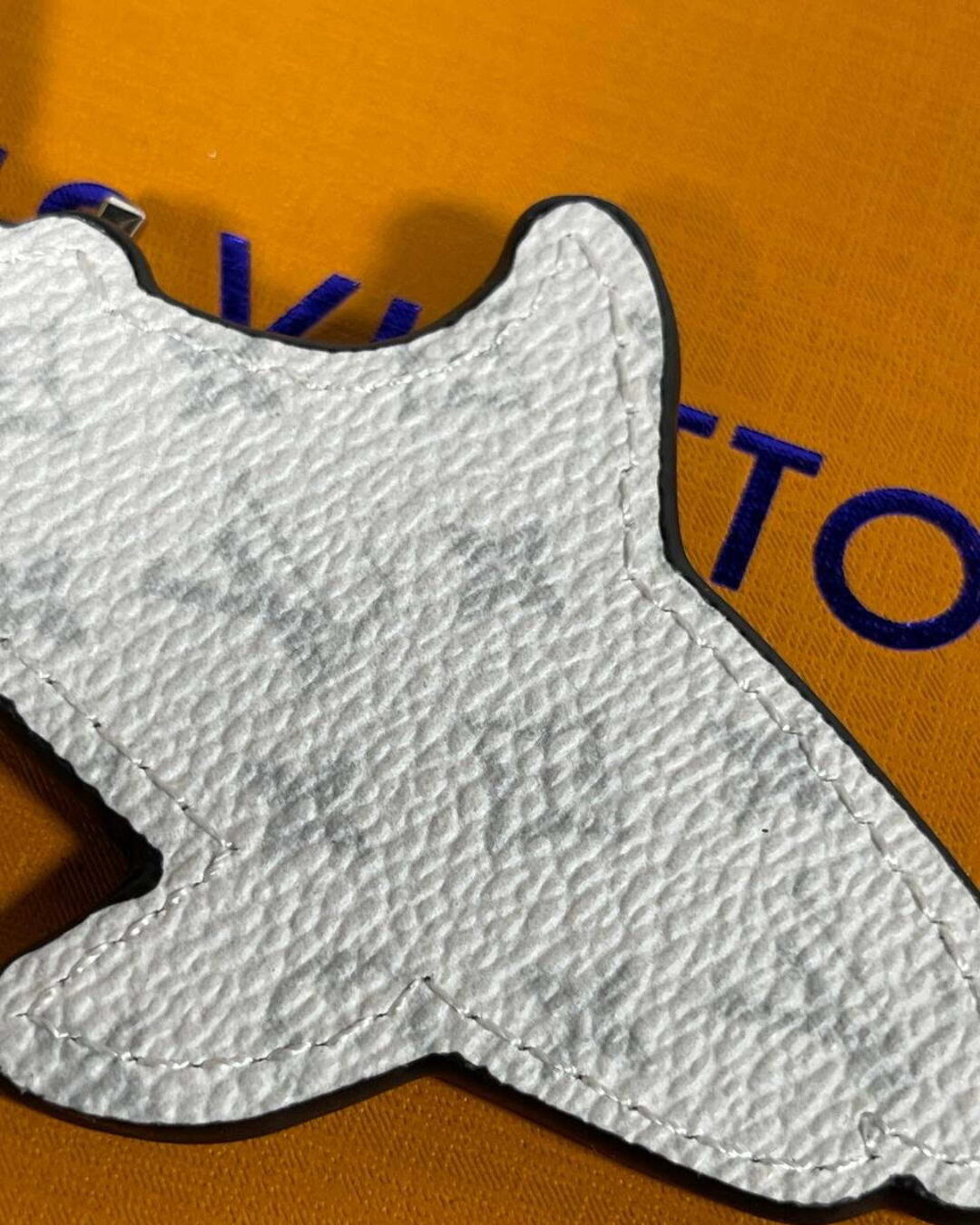 Брелок Louis Vuitton — изображение 7