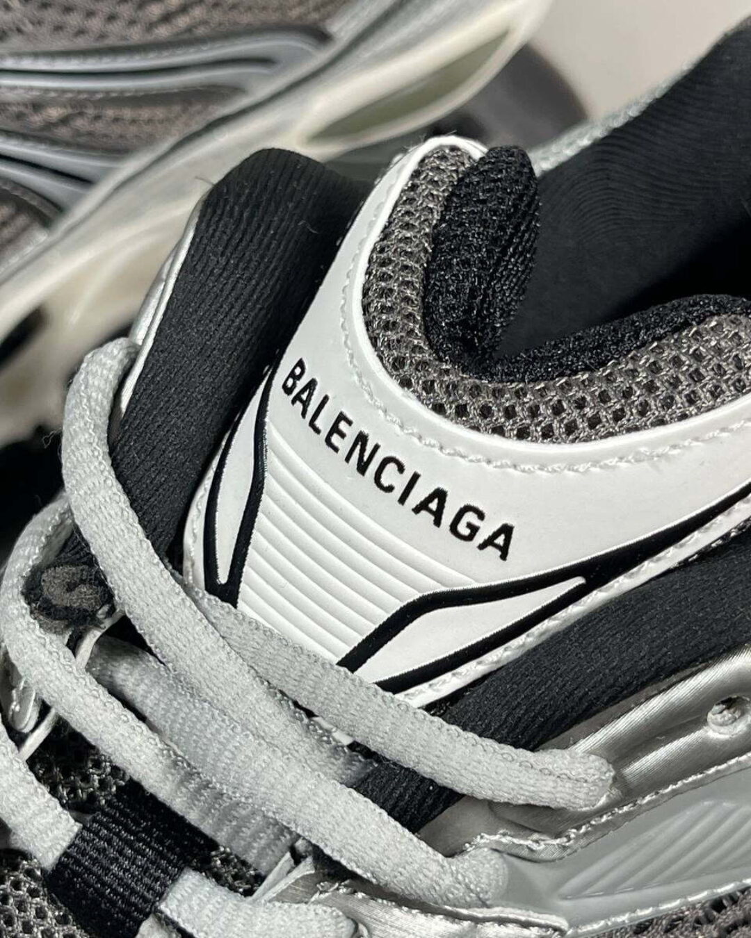 Кроссовки Balenciaga — изображение 4