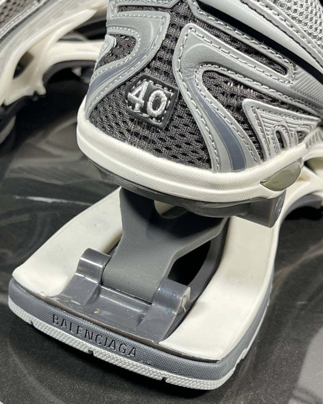 Кроссовки Balenciaga — изображение 7