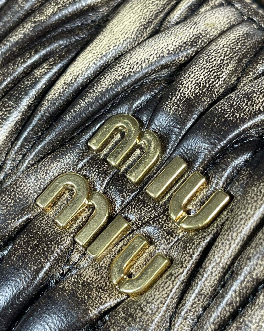 Сумка Miu Miu Wander Hobo — изображение 9