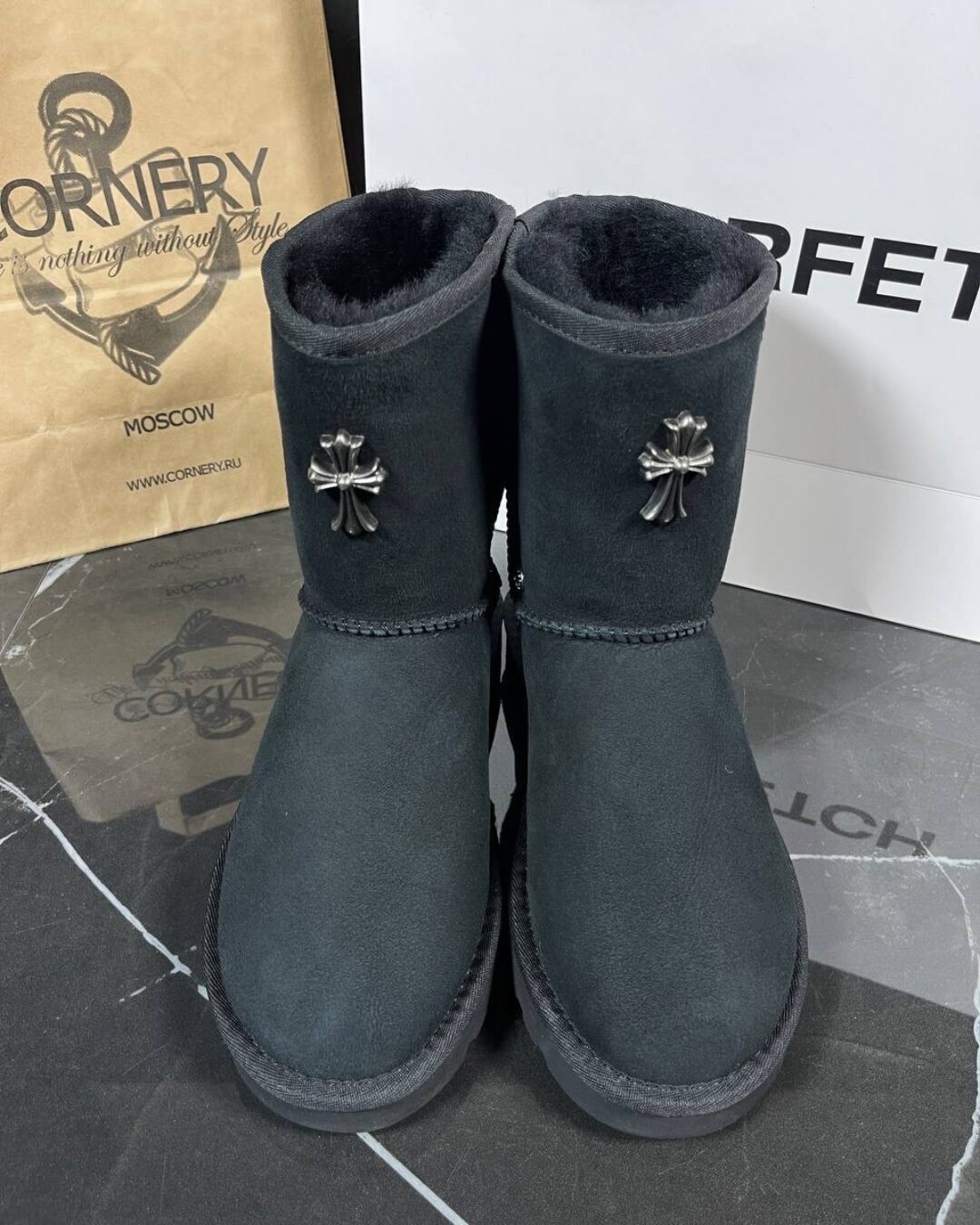 Угги Chrome Hearts — изображение 2