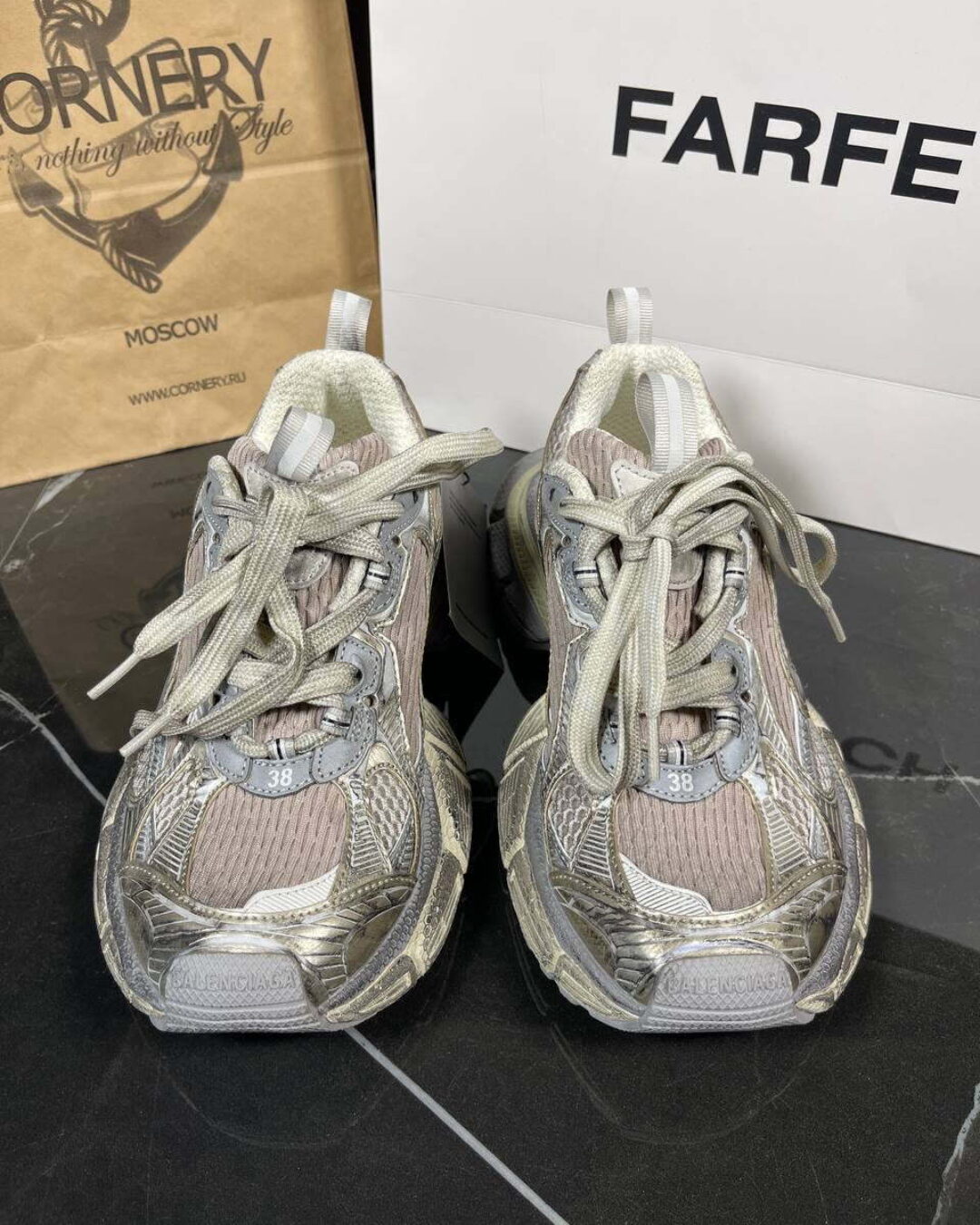 Кроссовки Balenciaga — изображение 2