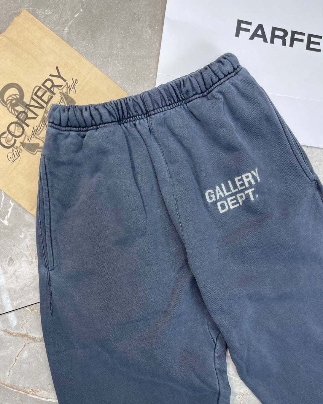 Спортивные Штаны Gallery Dept — изображение 3