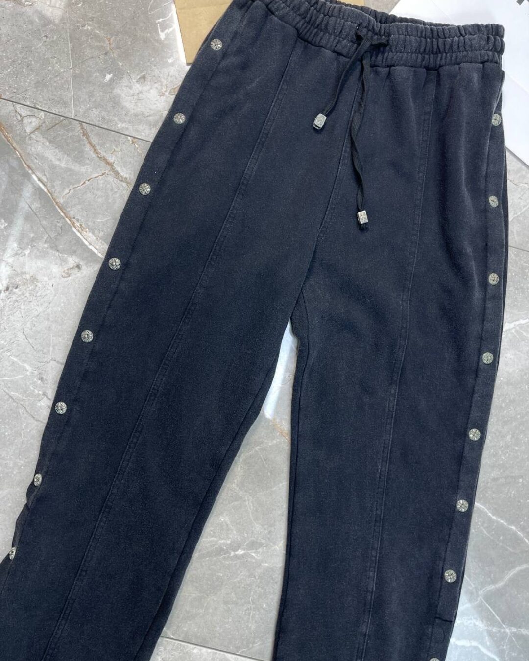 Спортивные Штаны Chrome Hearts — изображение 3