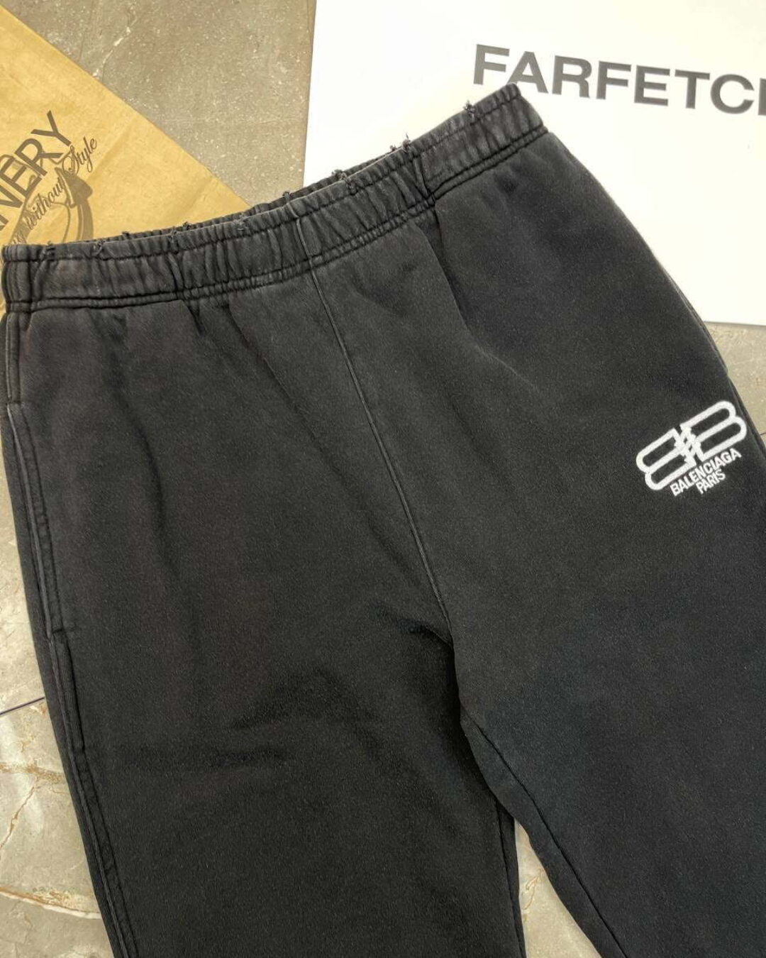 Спортивные Штаны Balenciaga — изображение 3
