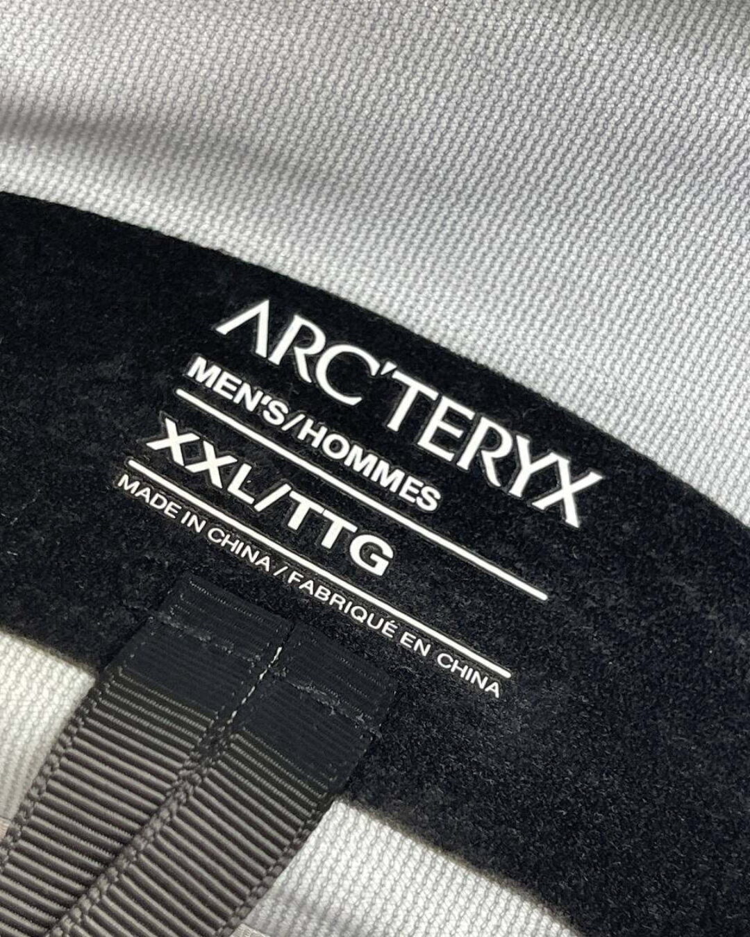 Ветровка Arcteryx — изображение 9