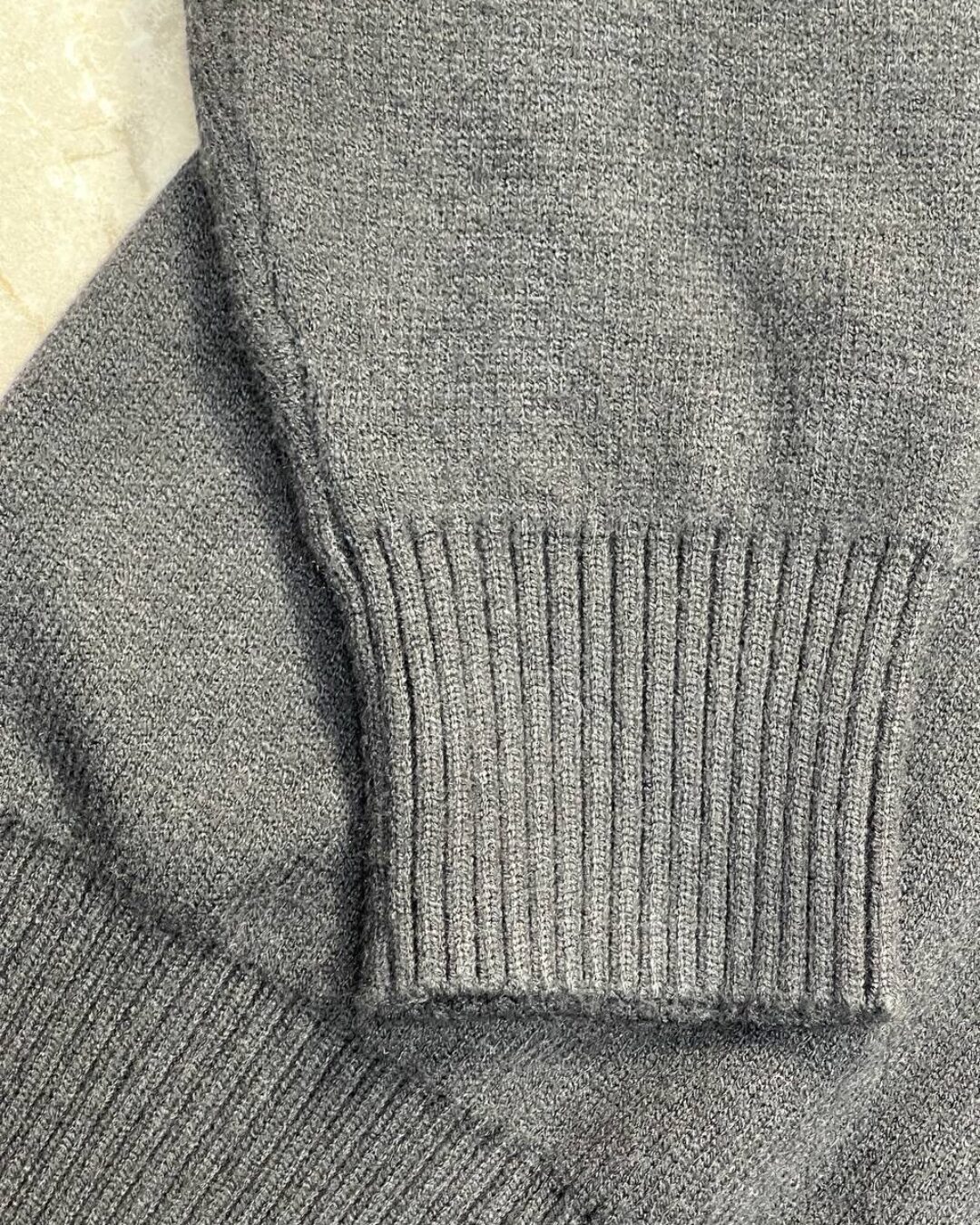 Свитер Vetements — изображение 6