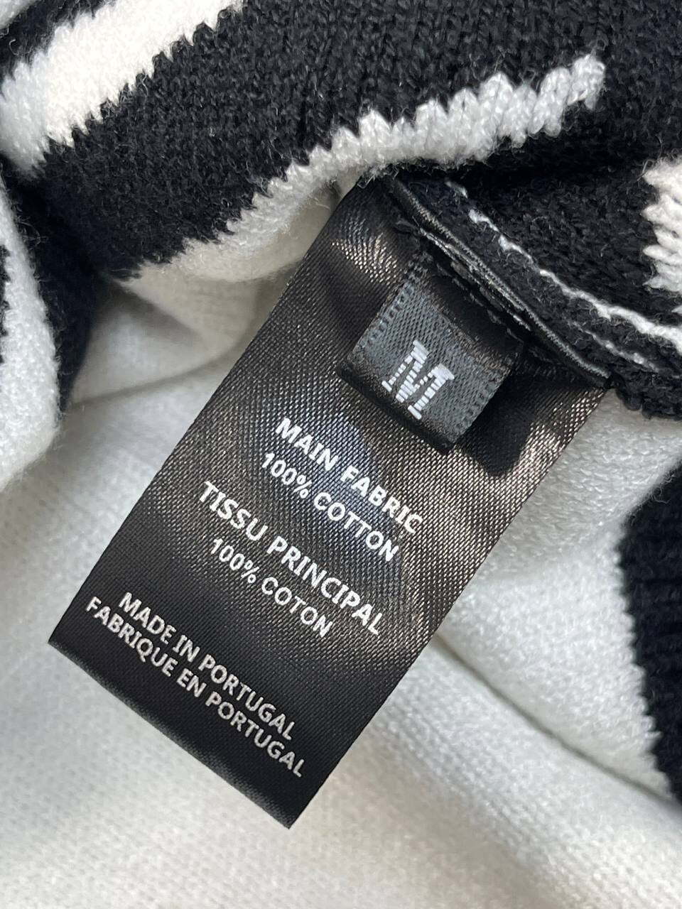 Свитер Vetements — фото 9
