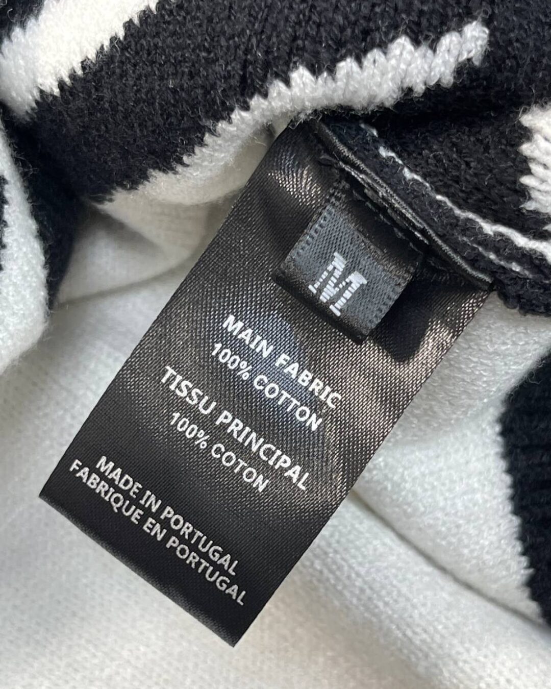 Свитер Vetements — изображение 9