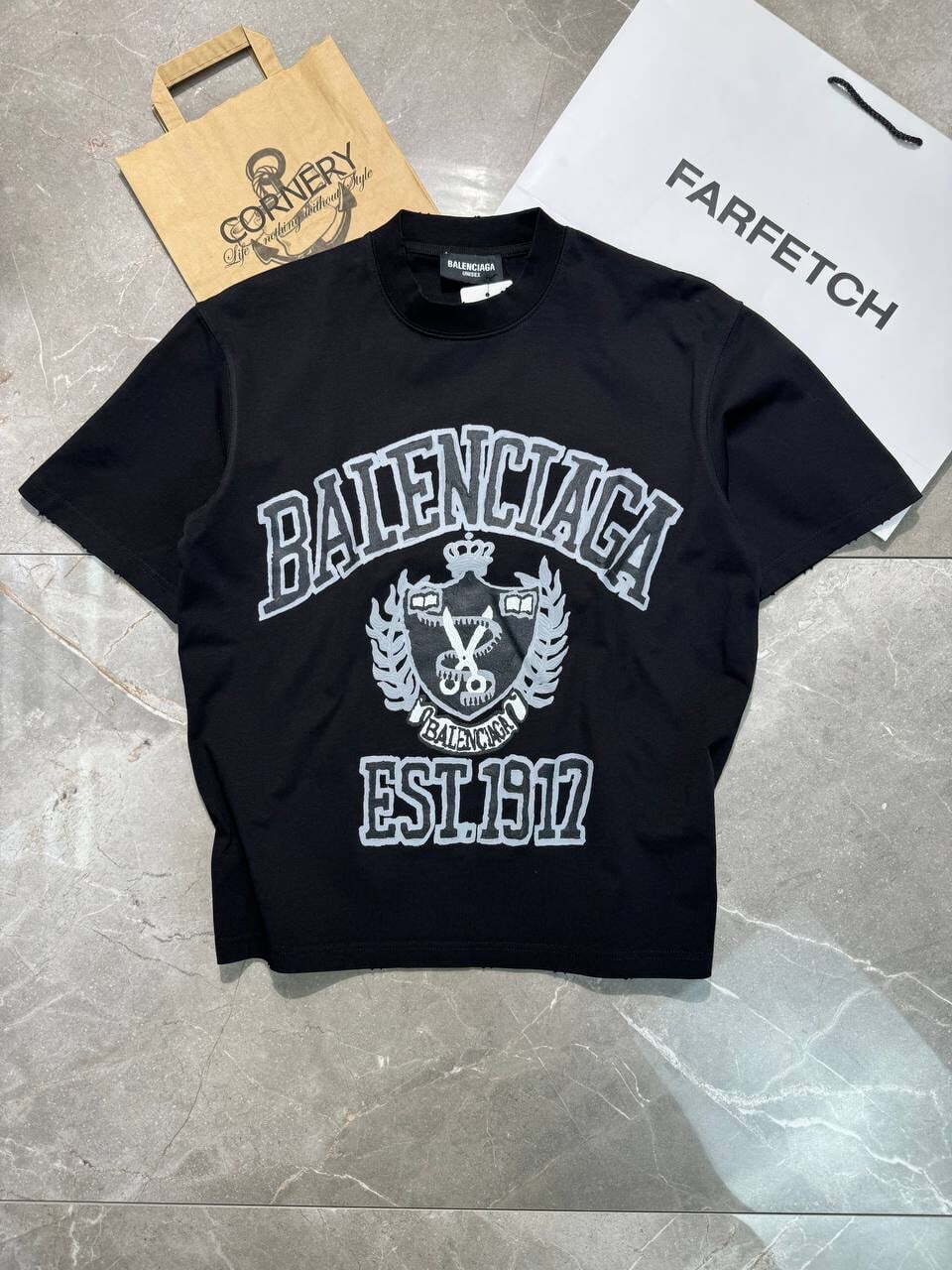 Футболка Balenciaga — фото 1