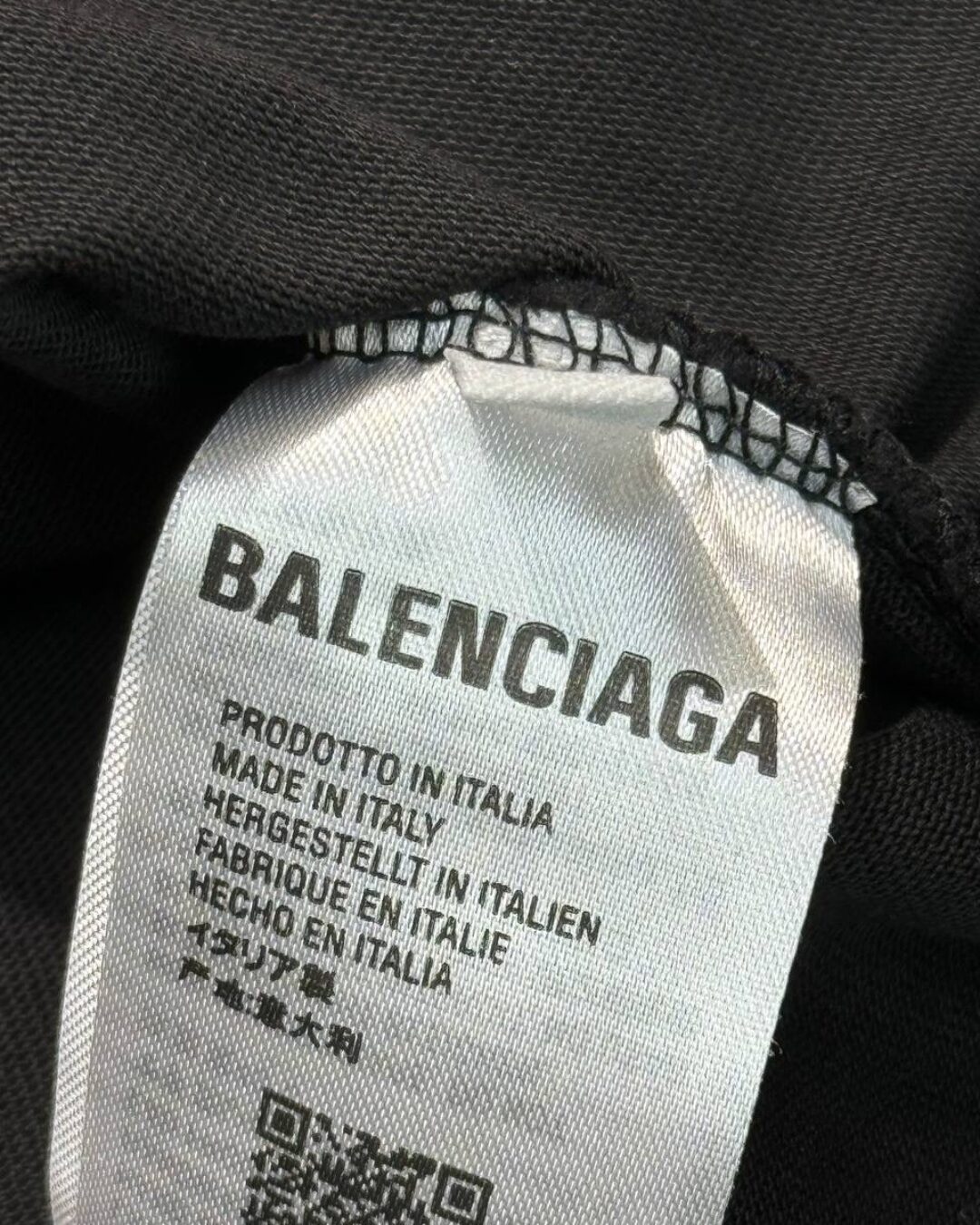 Футболка Balenciaga — изображение 9