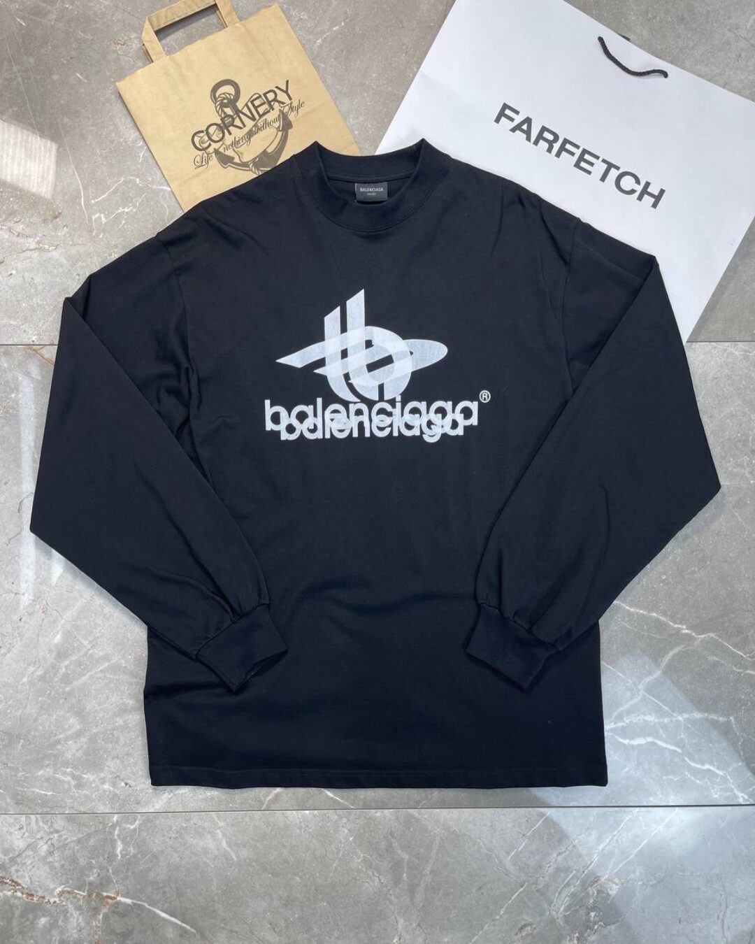 Кофта Balenciaga