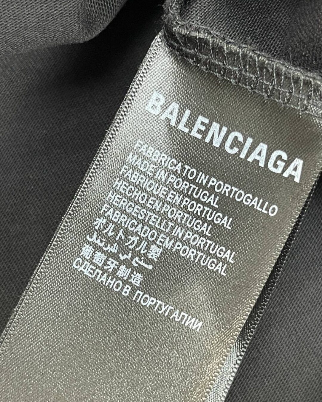 Кофта Balenciaga — изображение 9