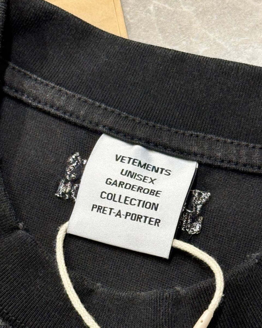 Футболка Vetements Logo — изображение 5