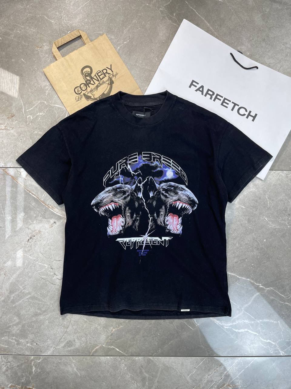 Футболка Represent