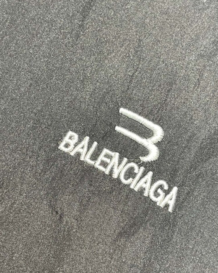 Ветровка Balenciaga — фото 6