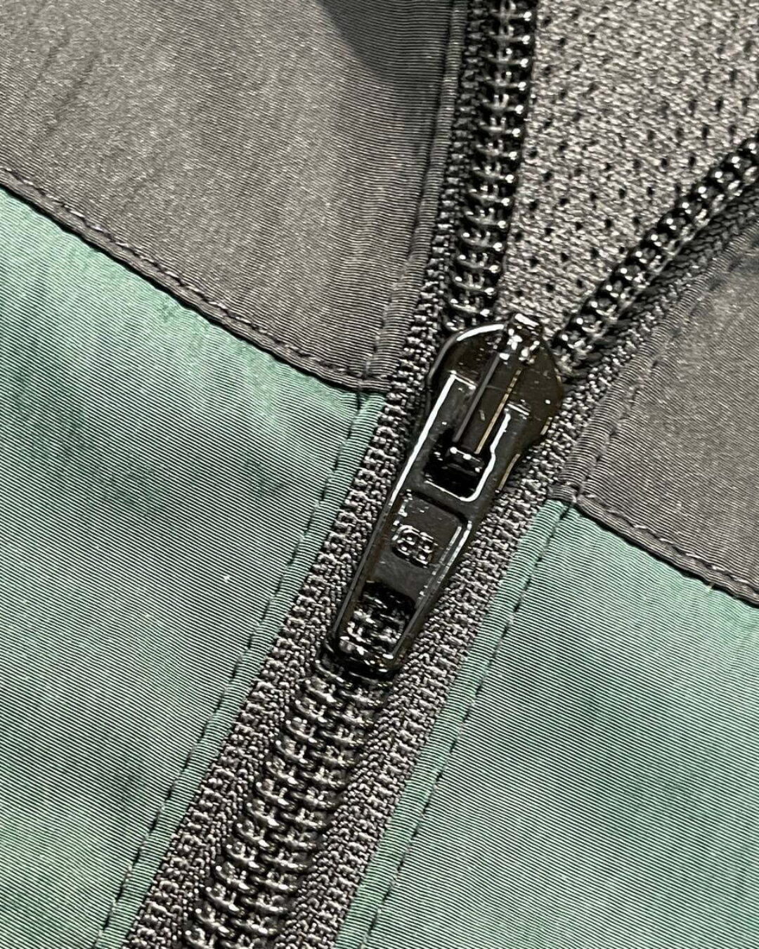 Ветровка Balenciaga — изображение 8