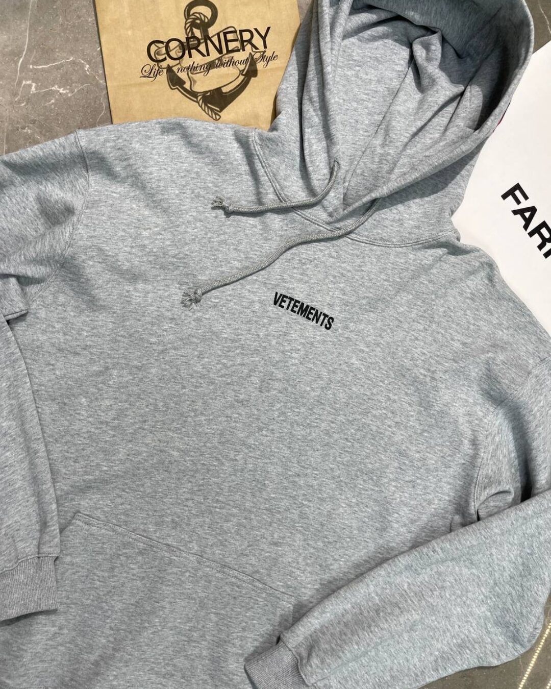 Худи Vetements — изображение 3