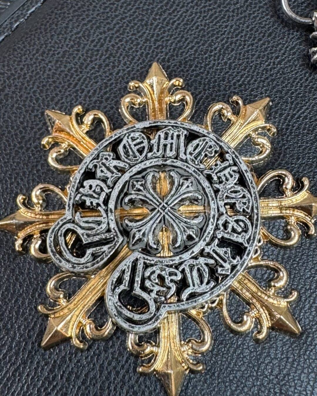 Чехол Chrome Hearts (IPhone 15 Pro Max) — изображение 3