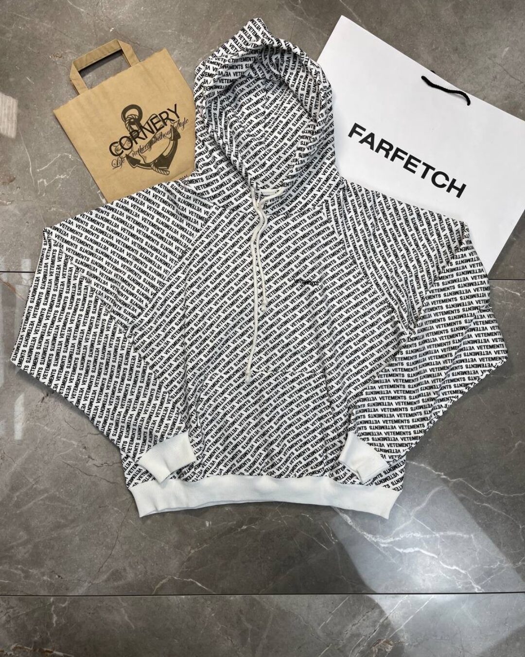 Худи Vetements