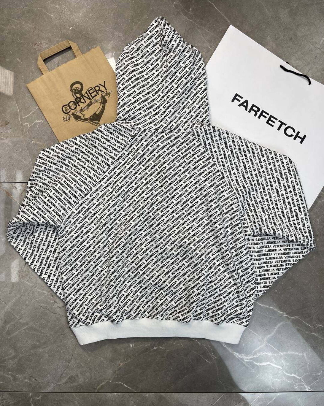 Худи Vetements — изображение 2