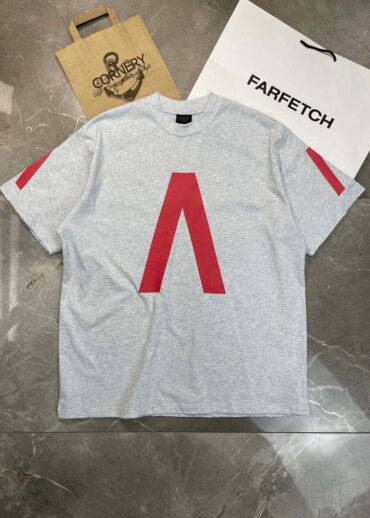Футболка Balenciaga