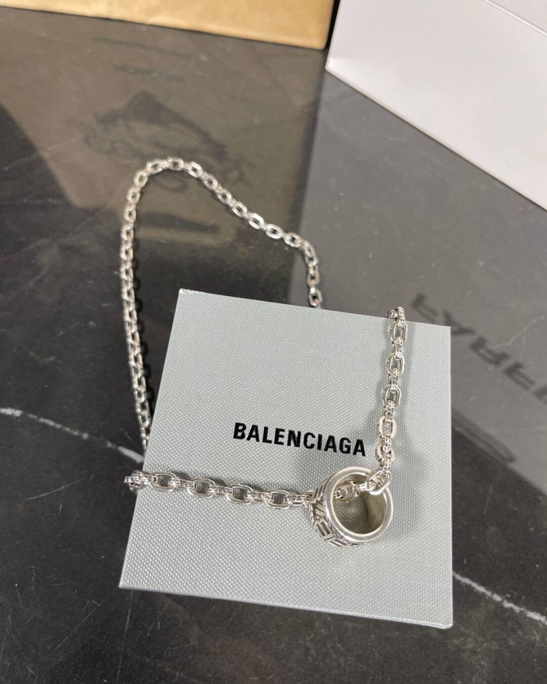Колье Balenciaga