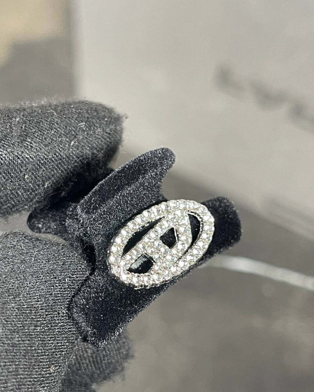 Заколка Diesel — изображение 5