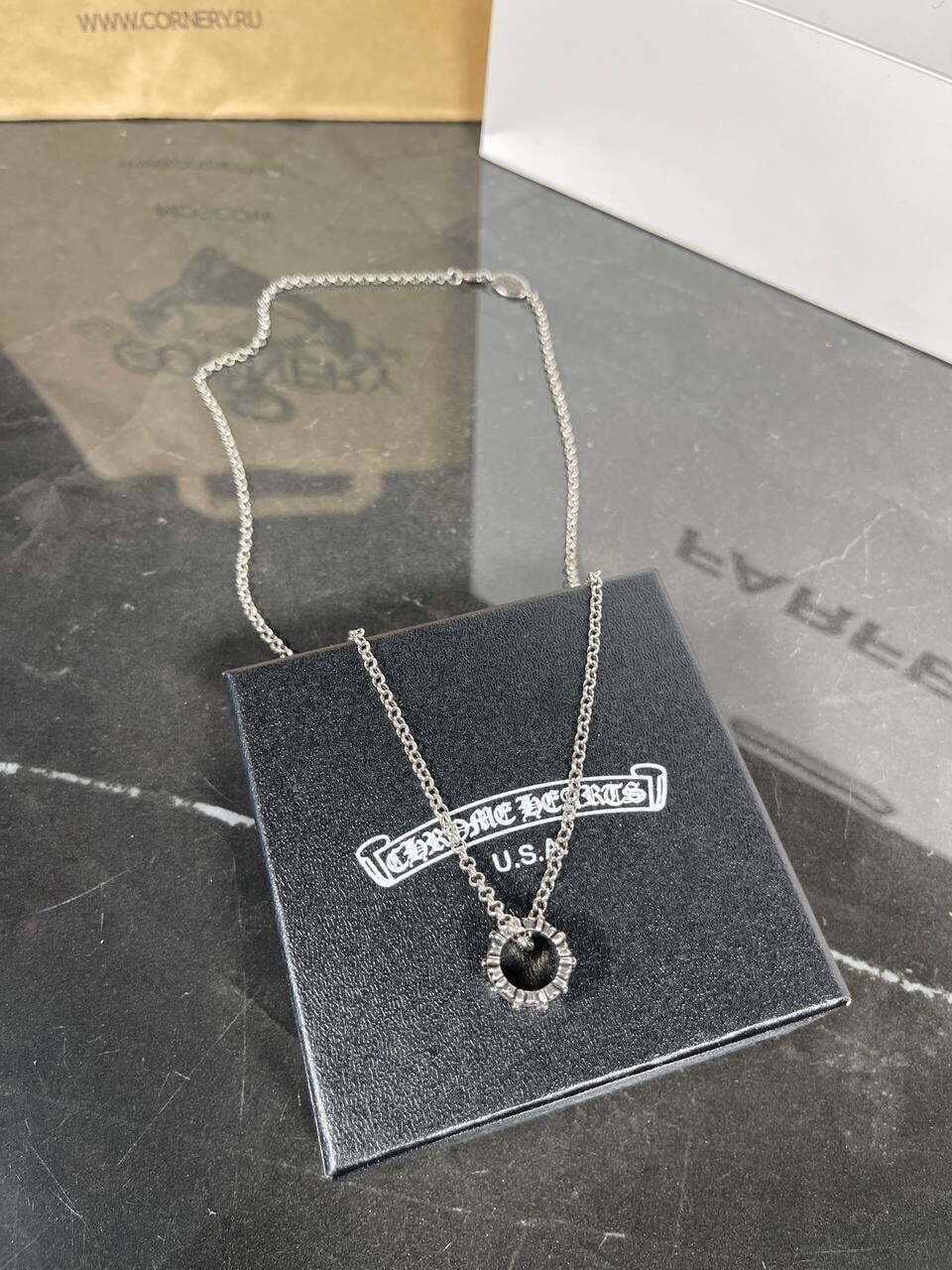 Колье Chrome Hearts