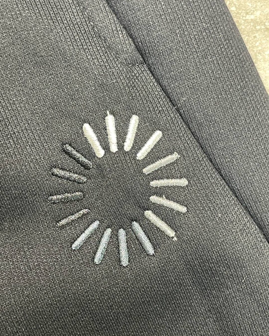 Спортивные Штаны Balenciaga — изображение 4