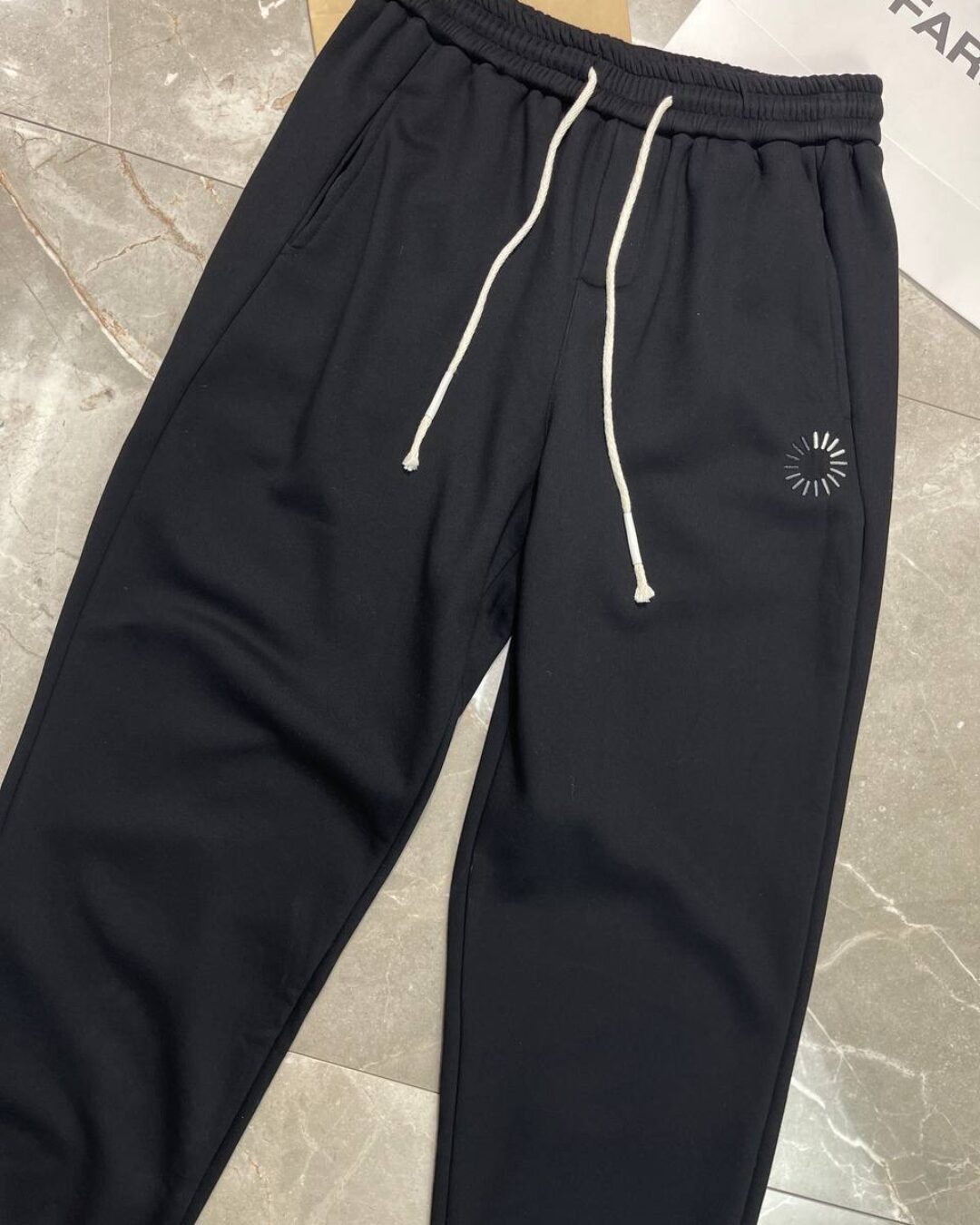 Спортивные Штаны Balenciaga — изображение 5