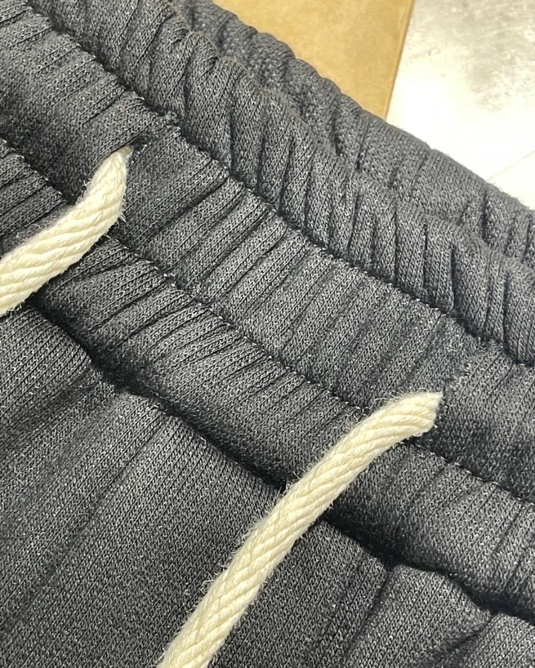 Спортивные Штаны Balenciaga — изображение 8