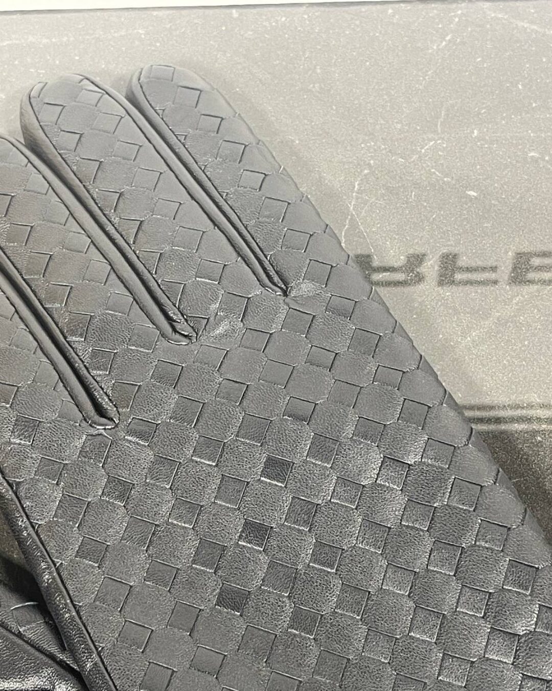 Перчатки Bottega Veneta — изображение 2