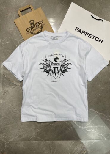 Футболка Vetements Crest