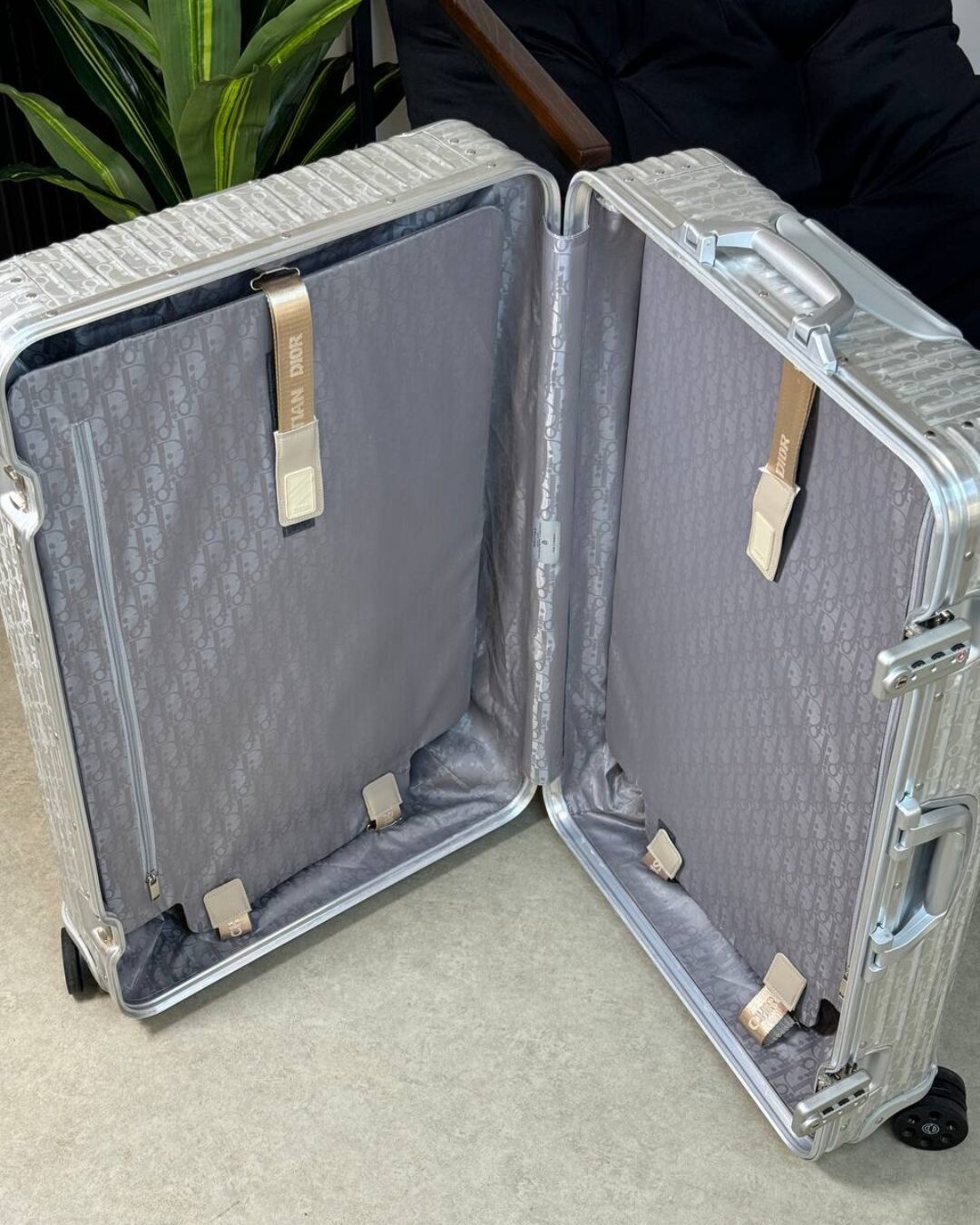 Чемодан Dior — изображение 2